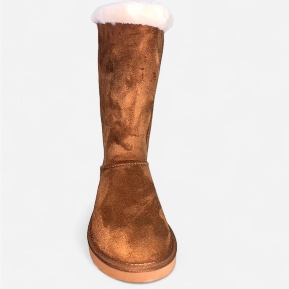 LUXURIOUS  FASHION BOOT NIB  NOT UGG Chestnut Boots with Satin Bows - Picture 2 of 3